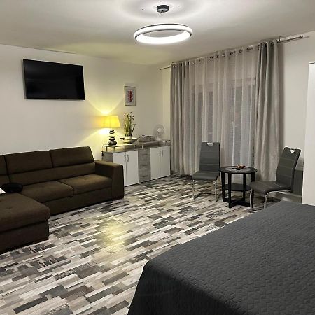 Apartmany Piller Роуднице-над-Лабем Экстерьер фото